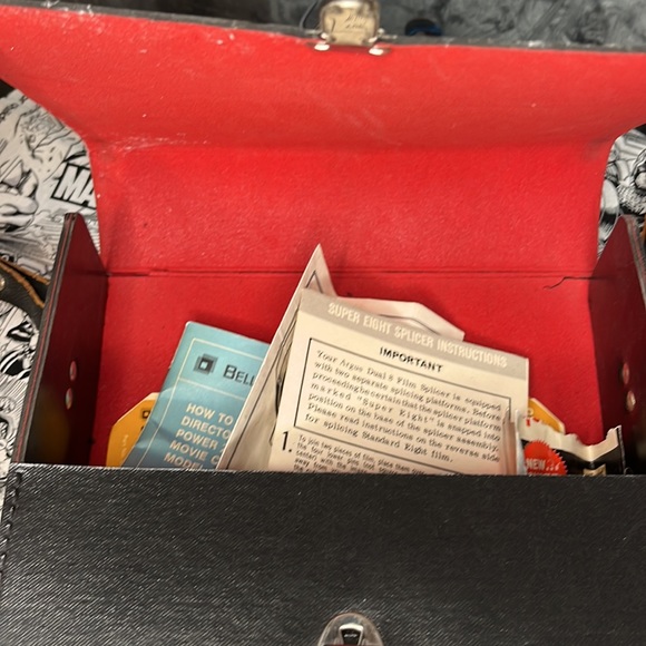 Vintage Bell & Howell camera bag with instructions - Picture 10 of 12